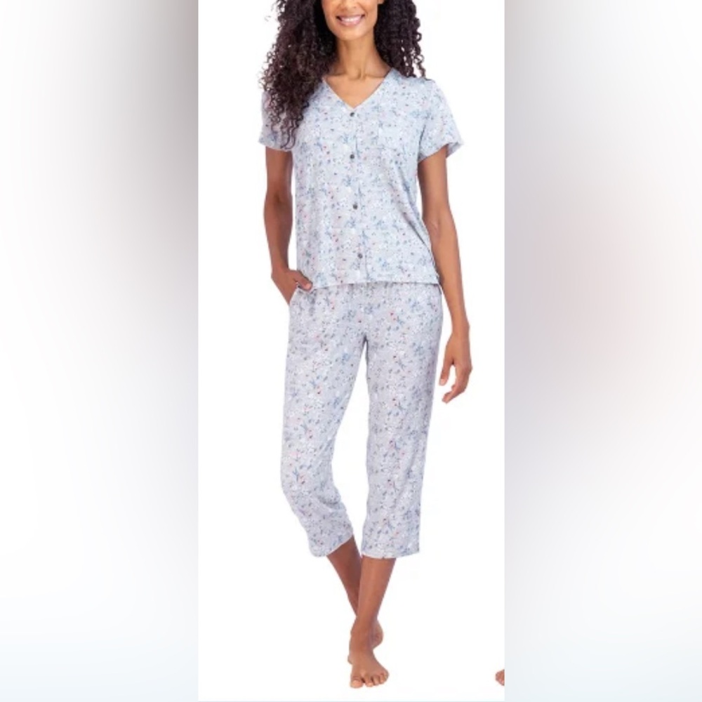 •LUCKY BRAND•GRAY, BLUE, & PINK FLORAL PAJAMA SET SIZE MEDIUM EUC